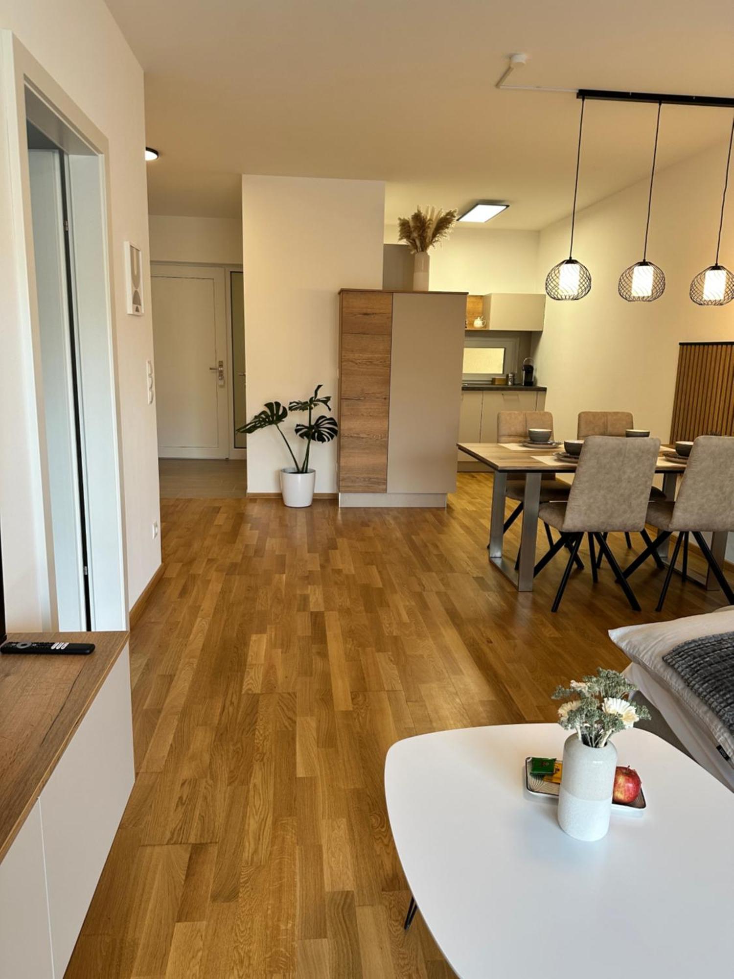 شقة Harmony Living - 10 Min To Graz Lassnitzhoehe المظهر الخارجي الصورة